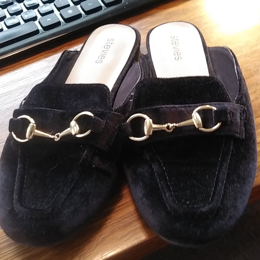 Girls Black Suede Mules